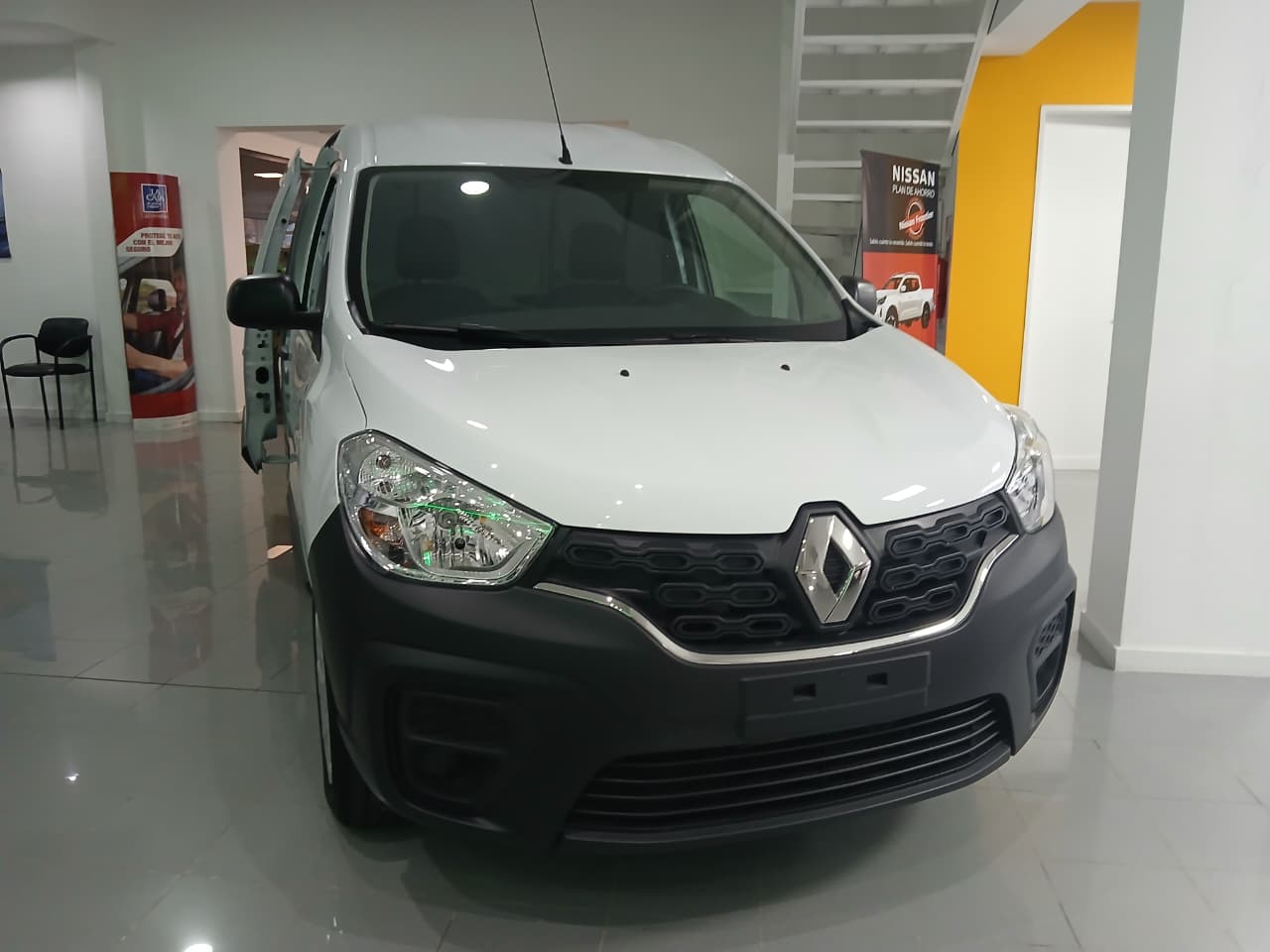 RENAULT KANGOO EXPRESS SCE 0KM