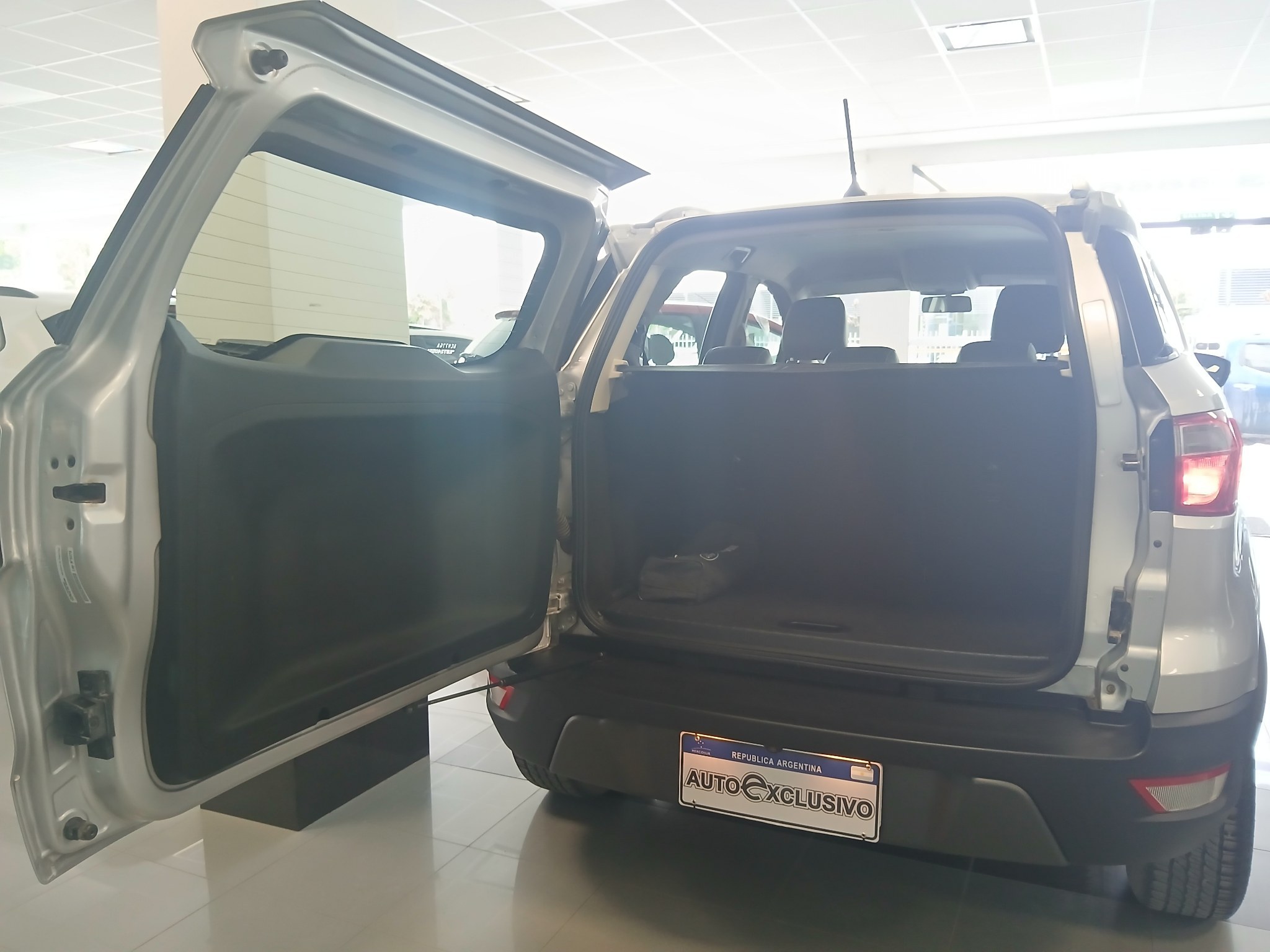 Vista 8 de ECOSPORT FREESTYLE 1.5L MT N