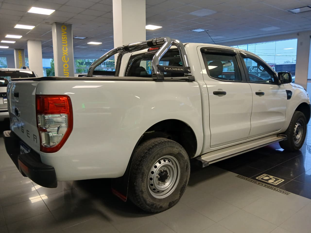 Vista 2 de NUEVA RANGER DC 4X2 XL 2.2L D