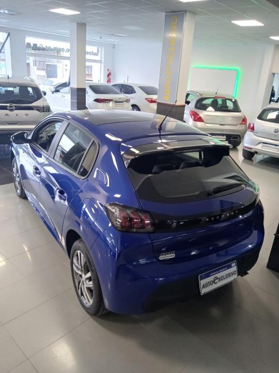 Vista 3 de PEUGEOT 208 FELINE 2024
