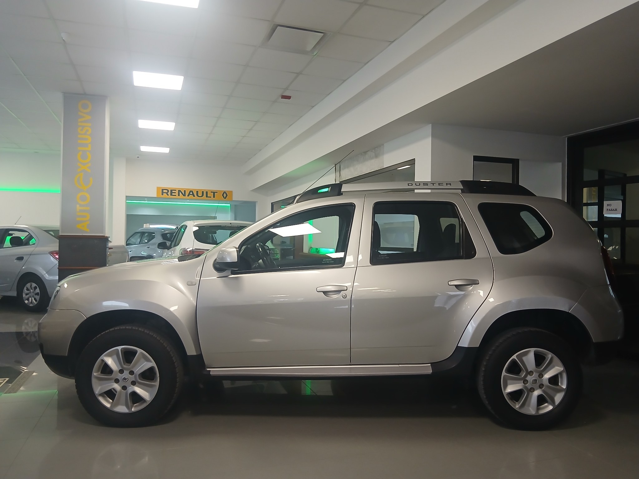 Vista 7 de RENAULT DUSTER PH2 PRIVILEGE 2.0 2018