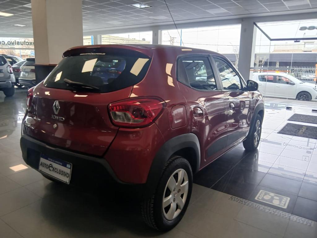 Vista 4 de RENAULT KWID INTENS 1.0 2018
