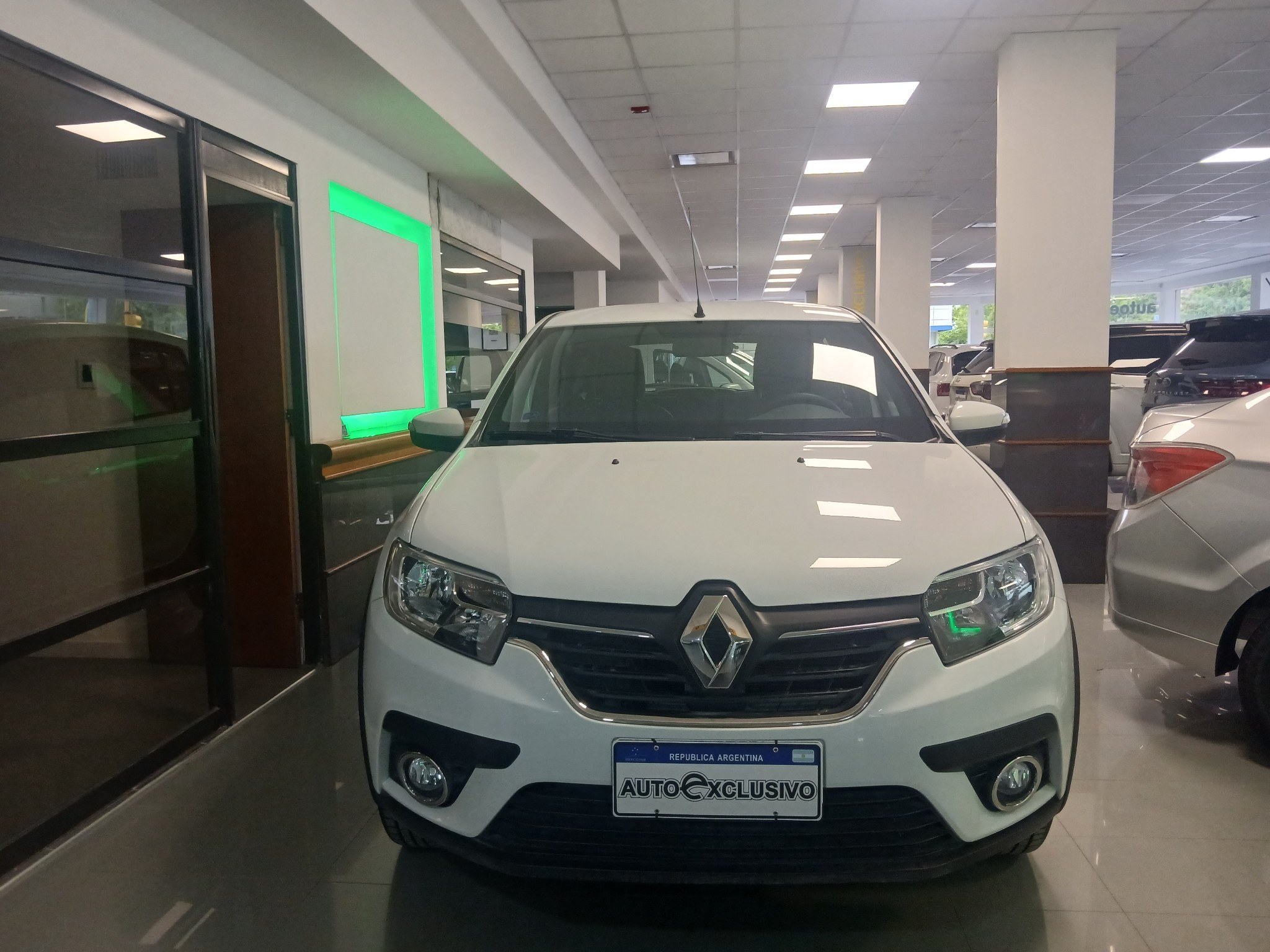 SANDERO INTENS 1.6 CVT · vista 2