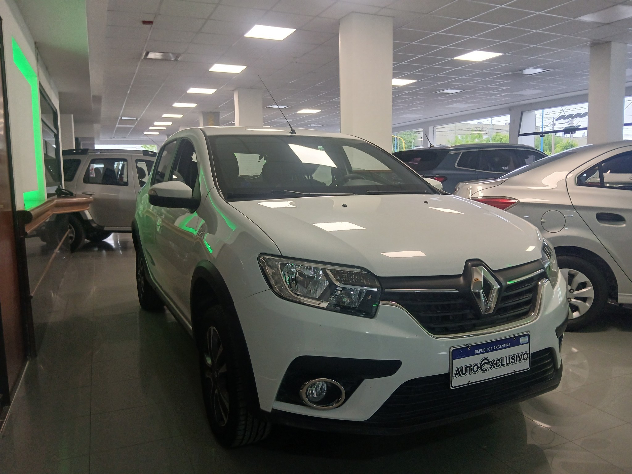 SANDERO INTENS 1.6 CVT