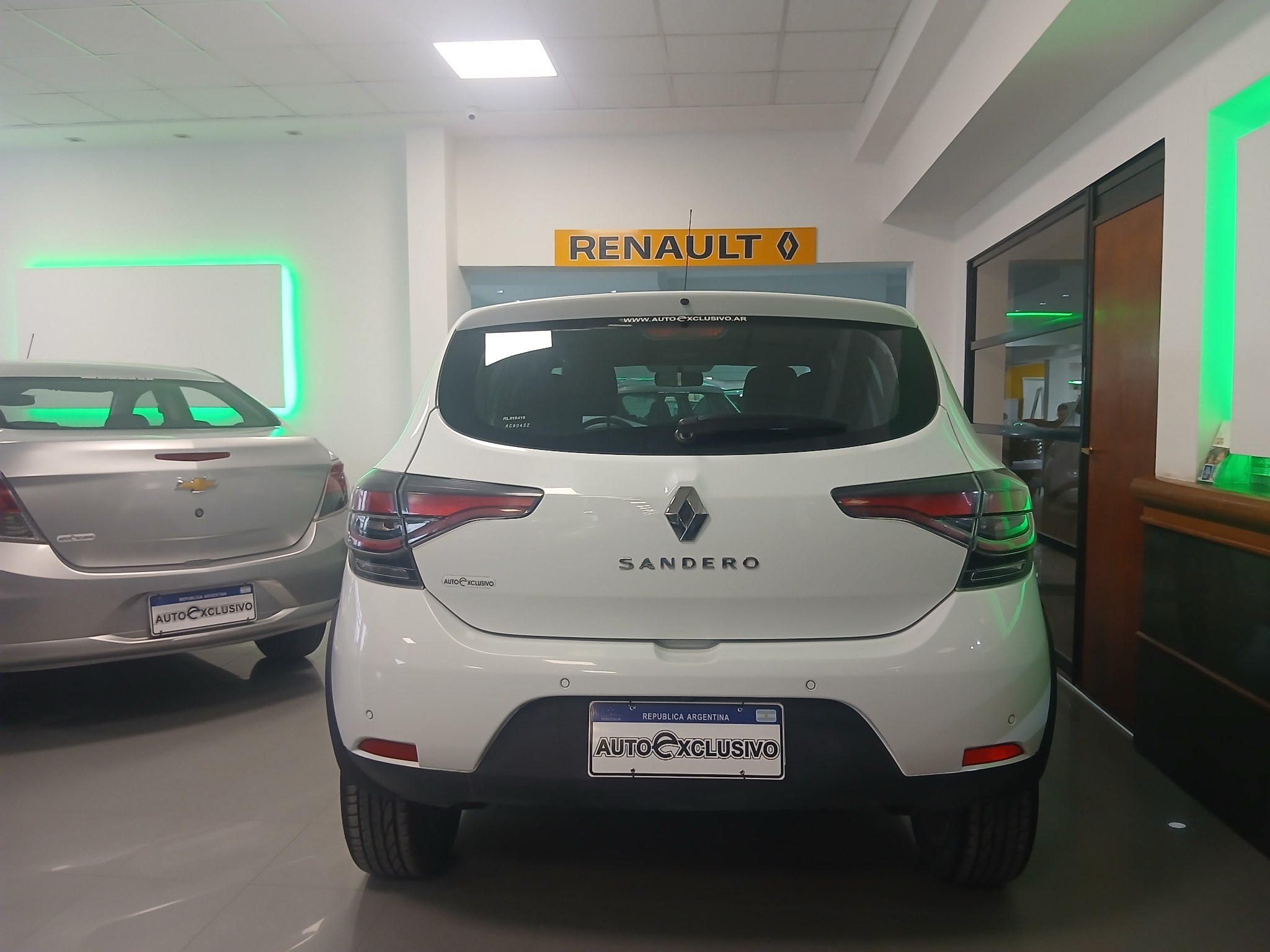 SANDERO INTENS 1.6 CVT · vista 5