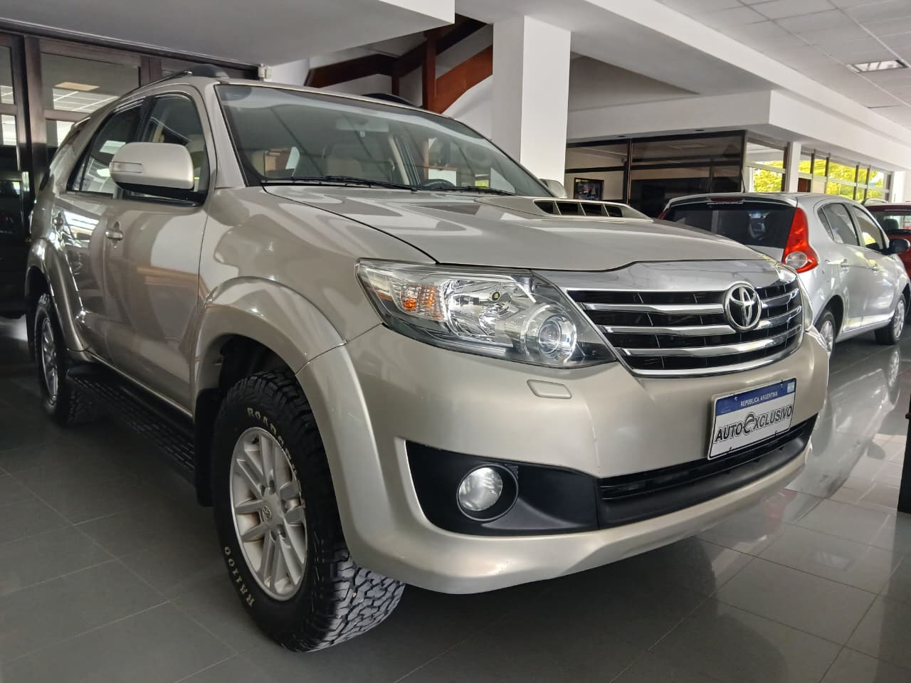 TOYOTA SW4 4X4 SRV 3.0 TDI 2014