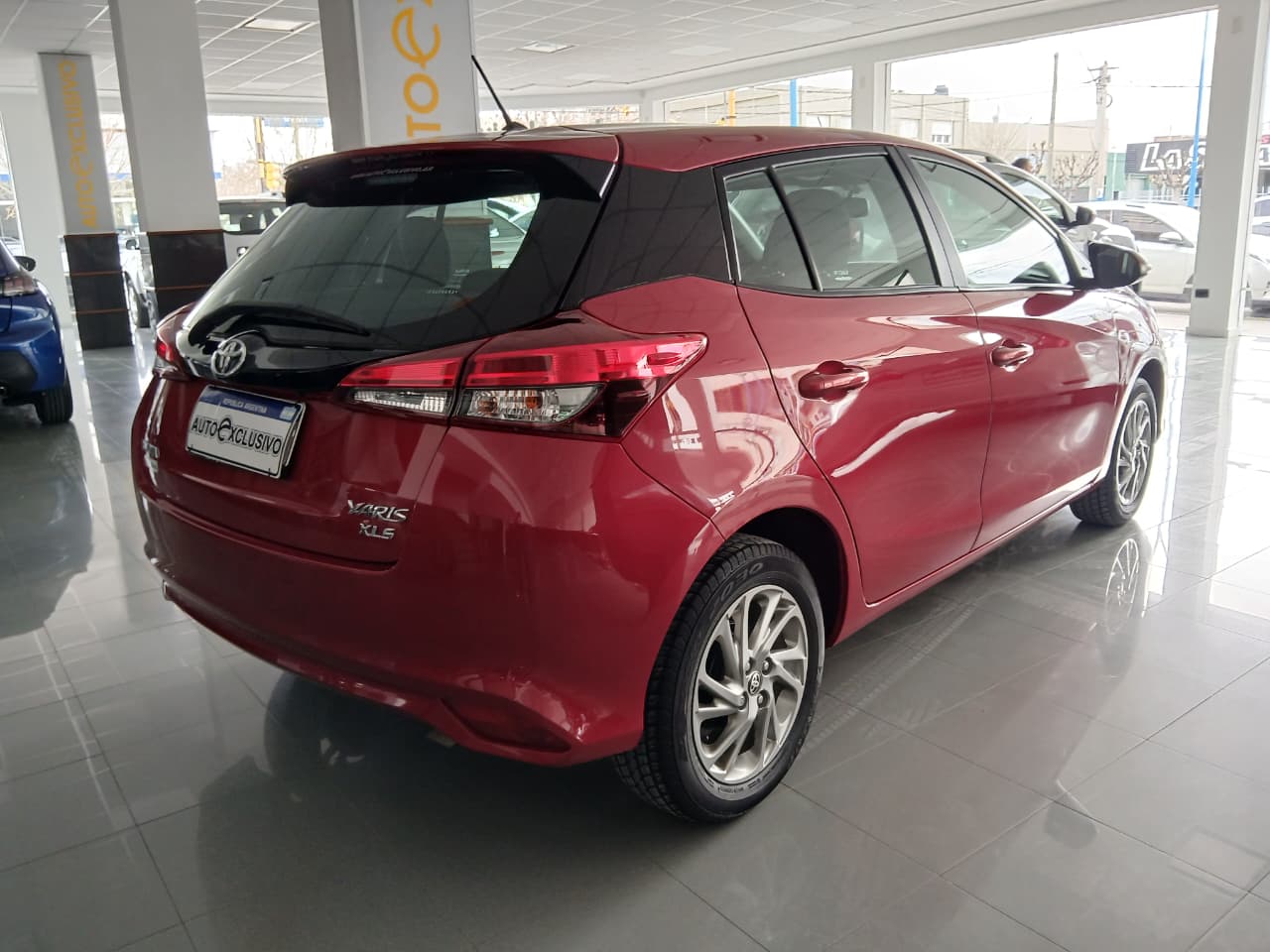 Vista 3 de TOYOTA YARIS XLS 1.5 CVT