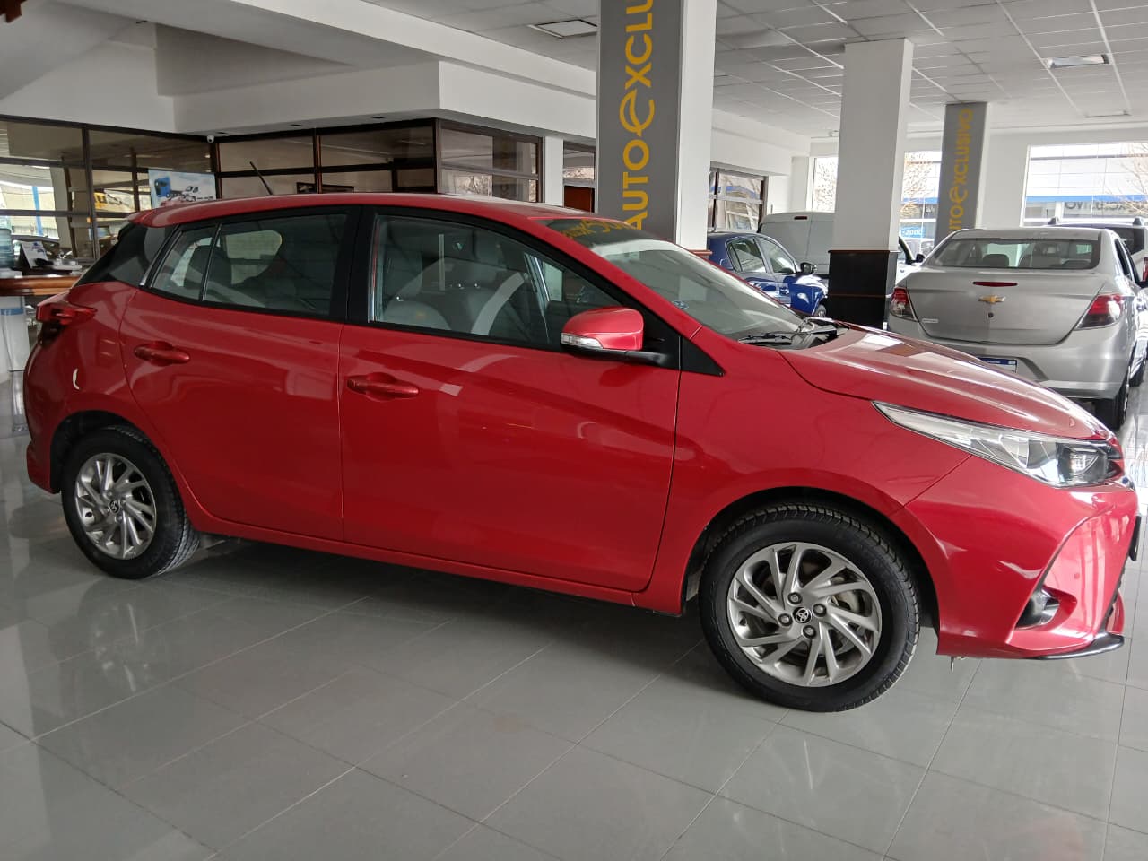 Vista 4 de TOYOTA YARIS XLS 1.5 CVT