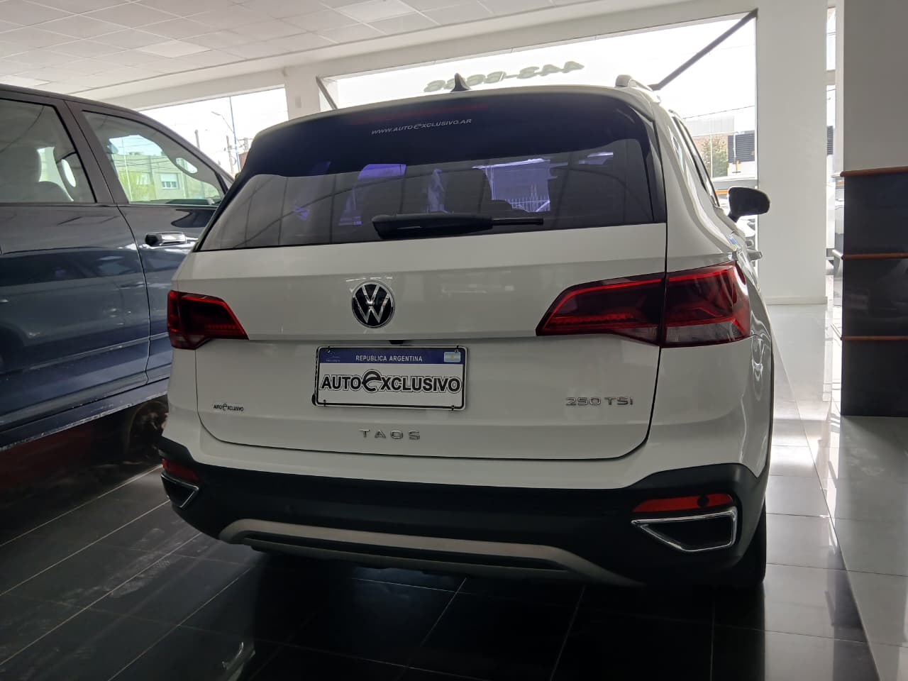 Vista 4 de VOLKSWAGEN TAOS COMFORTLINE 250 TSI AT 2021